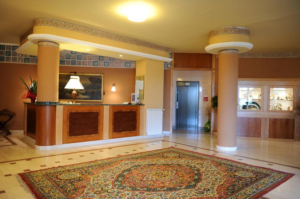 Hotel Arimannia 카라마니코 테르메 외부 사진