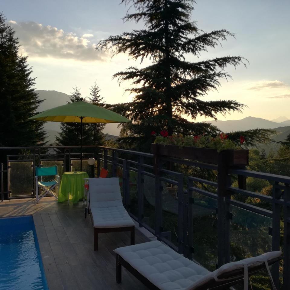 Hotel Arimannia 카라마니코 테르메 외부 사진